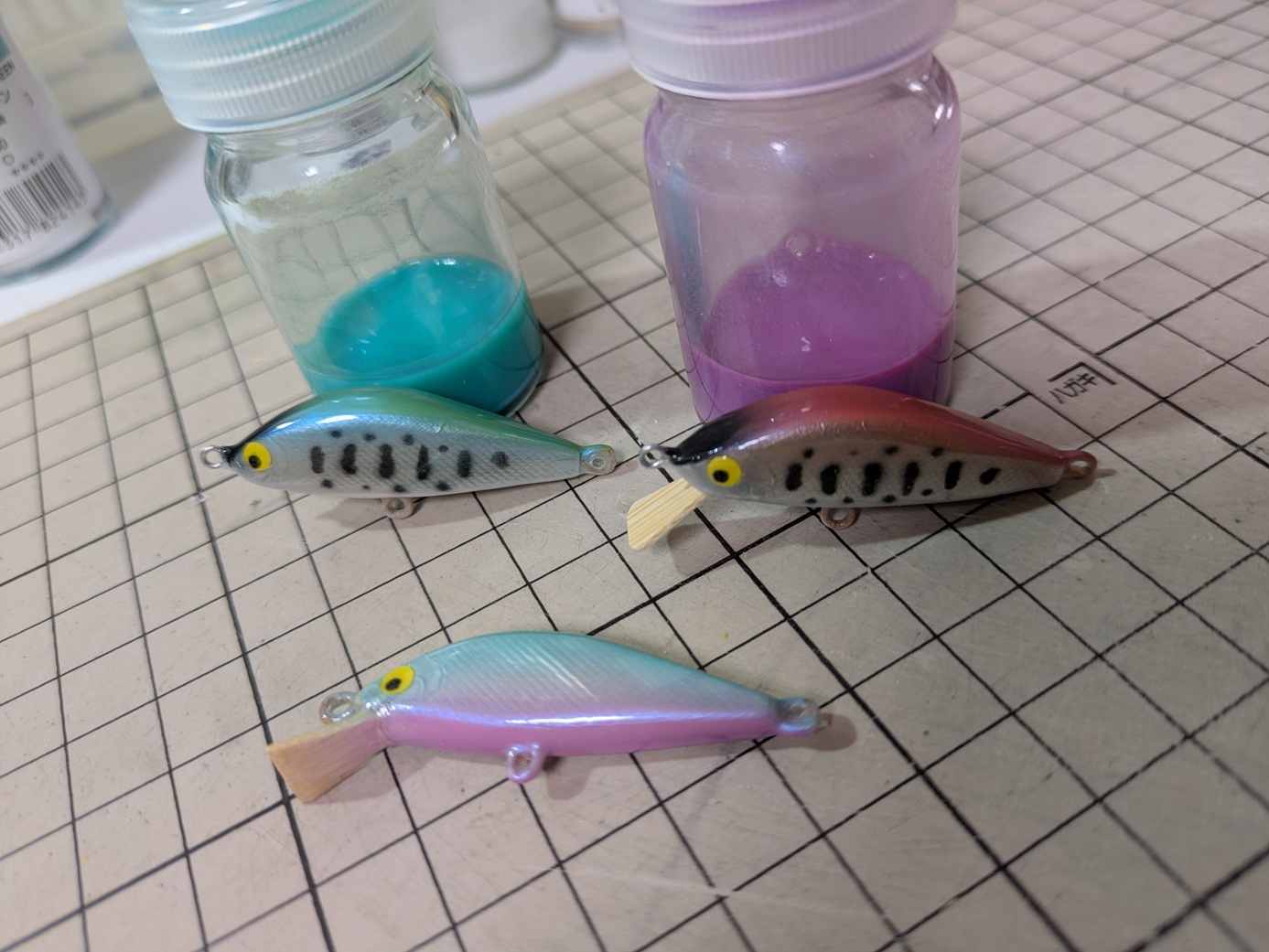 新顔料で塗装したルアー